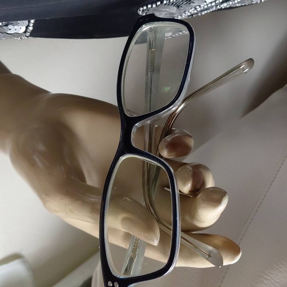 Square Frame Thin Black Border Prescription Glasses - Picture 6 of 8